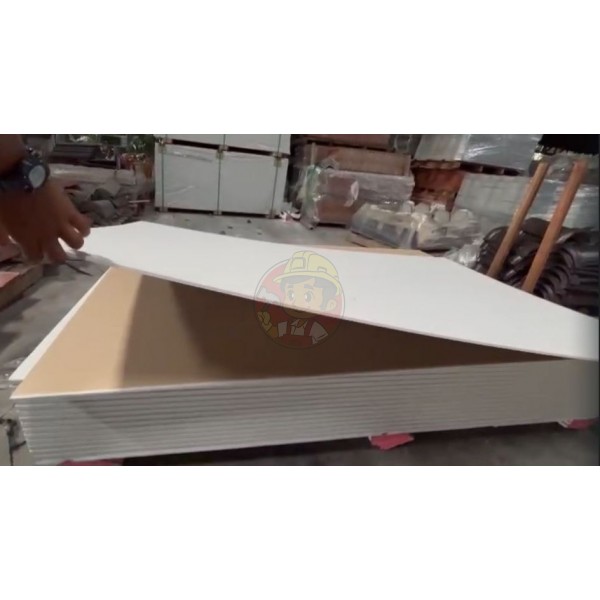 MINI 8 BORAL (SILING KAPUR)